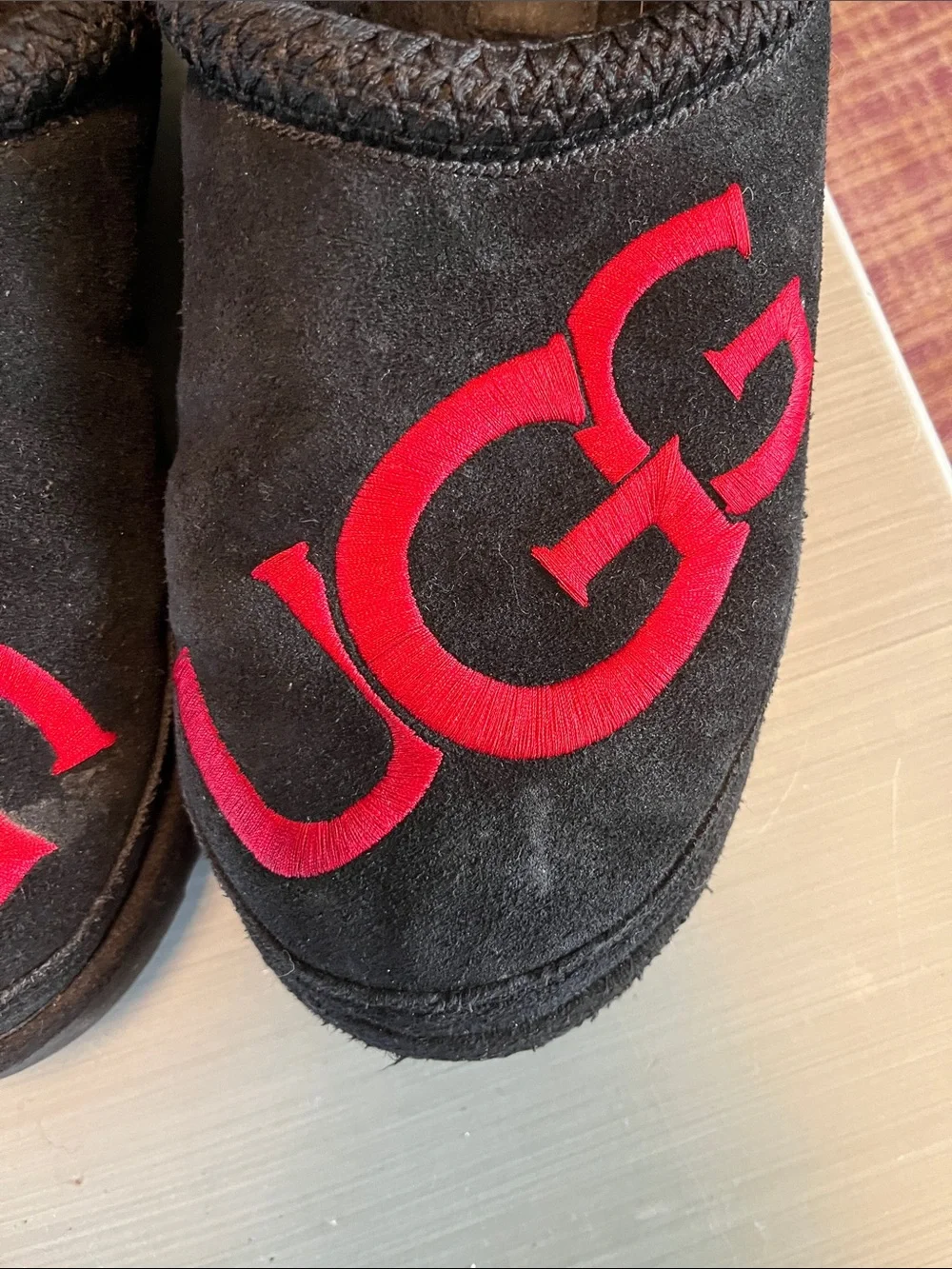 Ugg Tasmin Slippers Sz 9